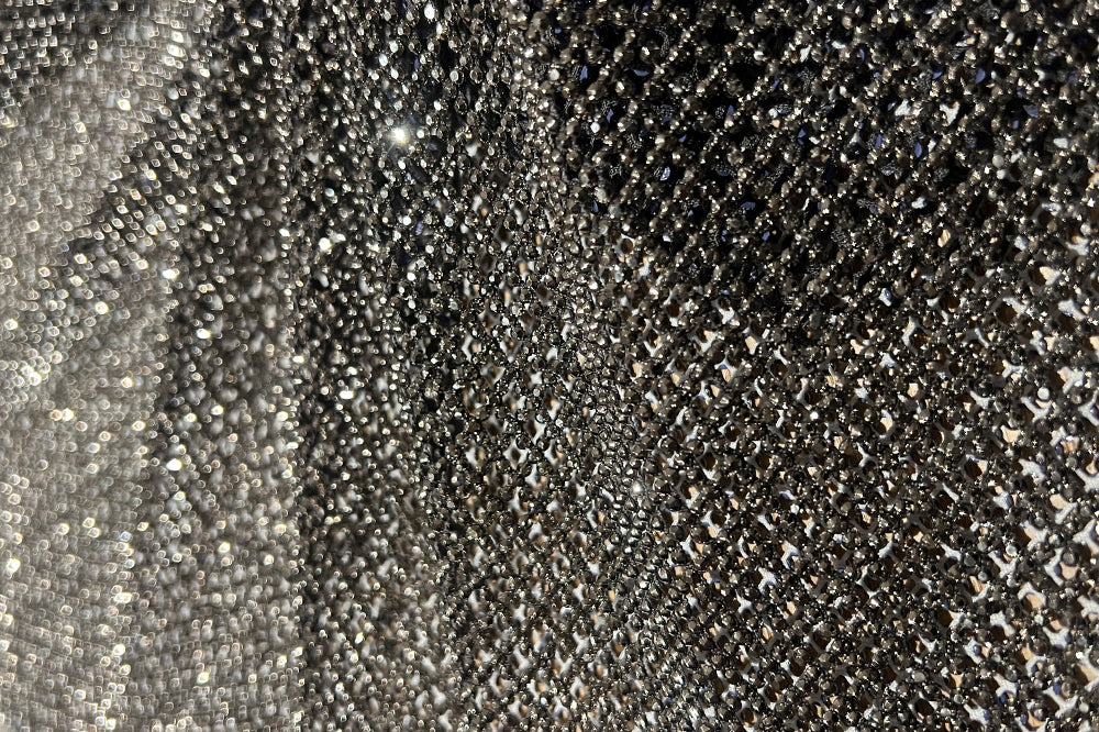 Knit fabric with Diamond